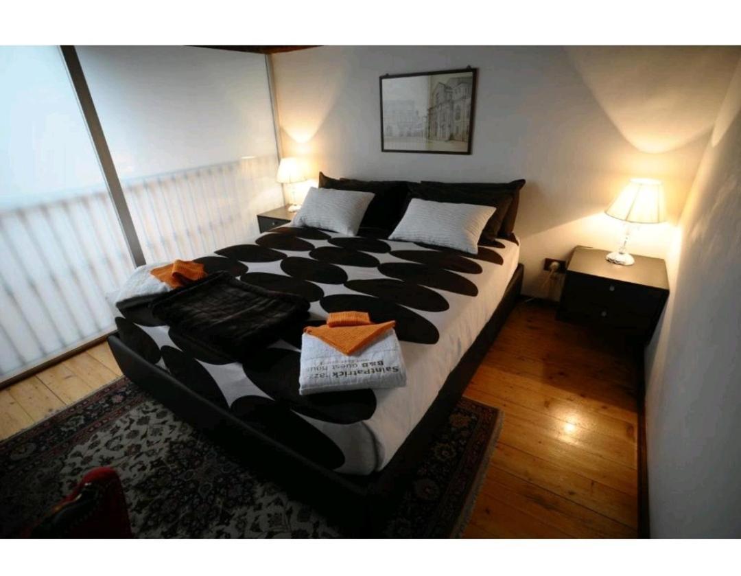 Casa Vacanza Saint Patrick บาร์เลตตา ภายนอก รูปภาพ